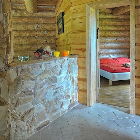 Vila Dom Pod Sosnami Gryżyna Exteriér fotografie