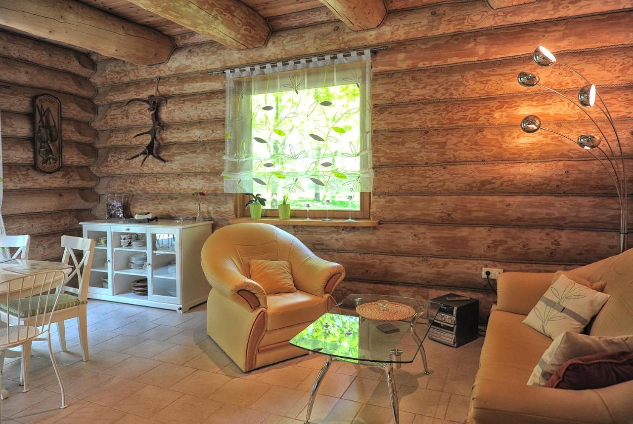 Vila Dom Pod Sosnami Gryżyna Exteriér fotografie