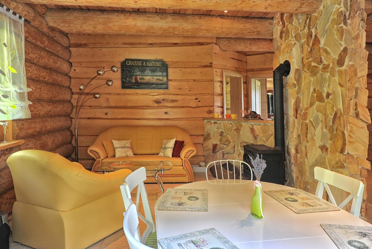 Vila Dom Pod Sosnami Gryżyna Exteriér fotografie
