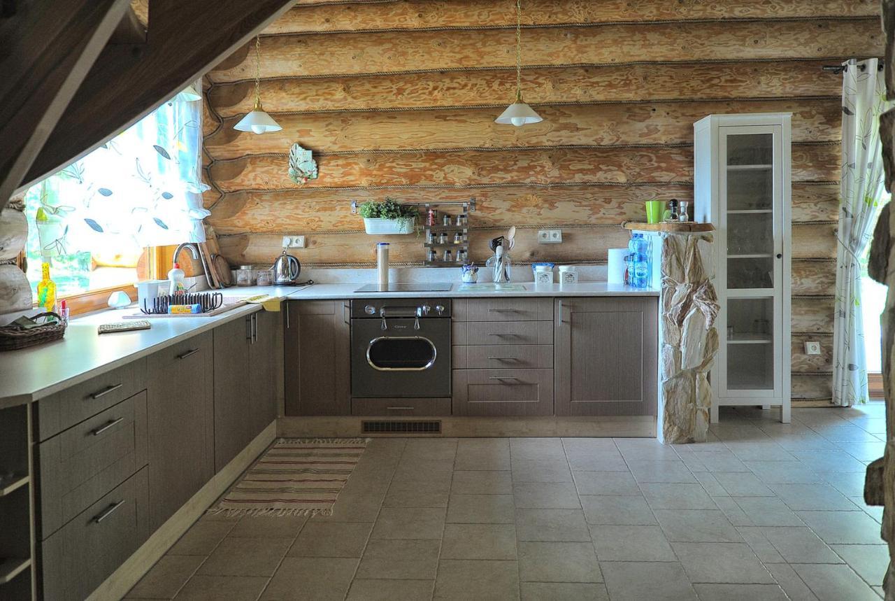 Vila Dom Pod Sosnami Gryżyna Exteriér fotografie